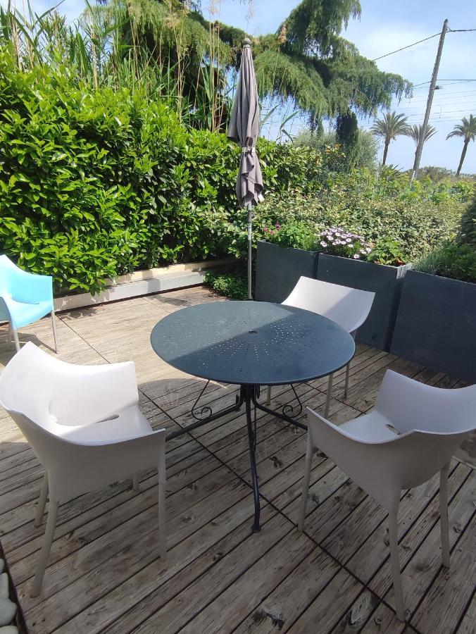 Studio Golfe Juan, Plages, Parking, Climatisation Lejlighed Vallauris Eksteriør billede
